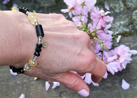 Bransoletka z Cytrynem i Turmalinem – Ochrona, Kreatywność i Dobrobyt