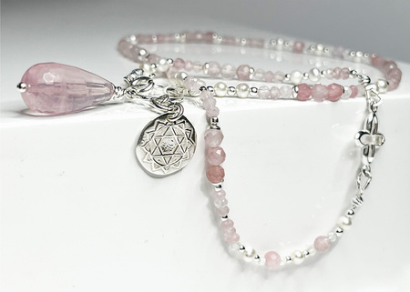 Naszyjnik z pereł i kwarcu różowego - Objęta Miłością