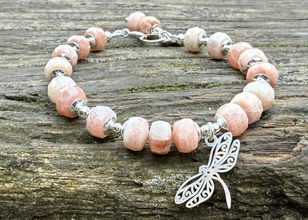 Bransoletka z Kamieniem Słonecznym – pewność siebie i radość