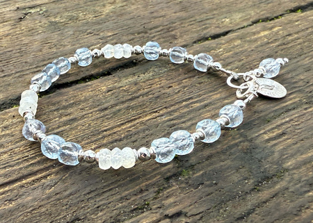 Bransoletka Topaz Niebieski Kamień Księżycowy – komunikacja i intuicja