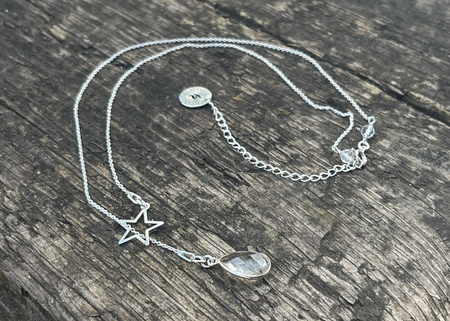 Naszyjnik krawatka z Kryształem Górskim